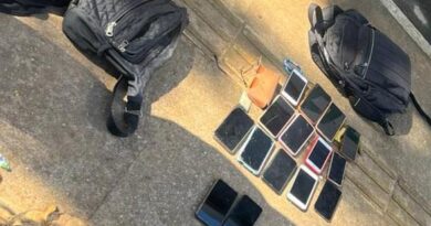 Polícia Militar prende trio colombiano após furtos de celulares em coletivo