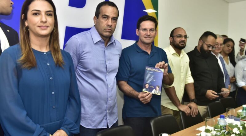 Executiva do PL oficializa apoio à reeleição de Bruno Reis