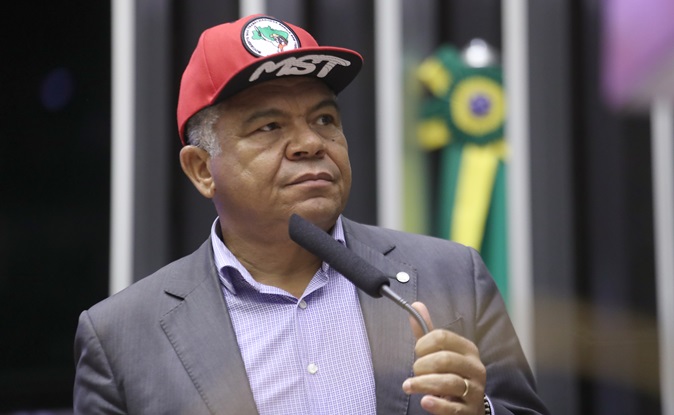 Valmir Assunção quer punir grileiros e invasores de terras públicas