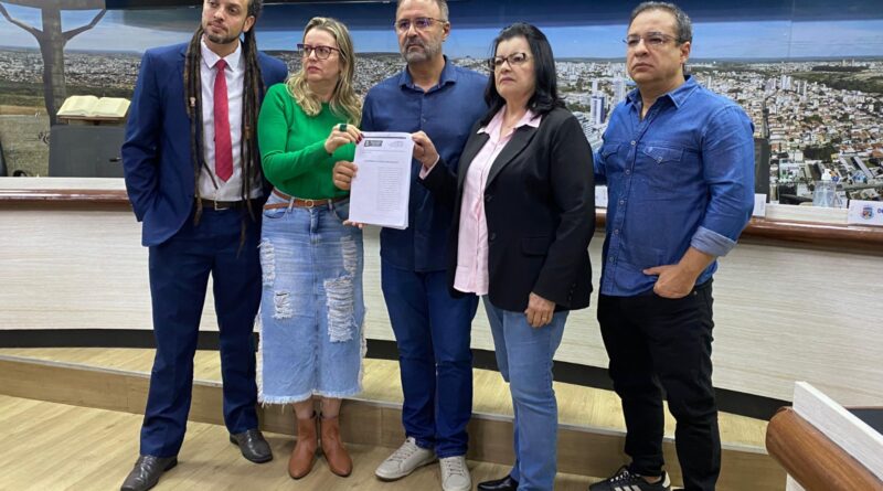 CPI da saúde: Vereadores de Vitória da Conquista-BA protocolam requerimento de CPI para apurar suspeitas de corrupção e omissão