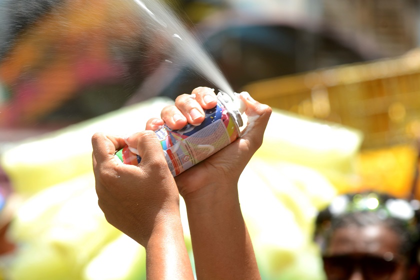 Crianças podem sofrer danos à saúde com uso de spray de espuma