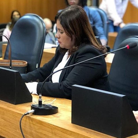 “Precisamos aprofundar o debate sobre geração de emprego e combate à violência contra a mulher”, defende Kátia Oliveira