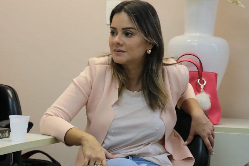 Lorena diz que decisão por proibição de cultos religiosos atinge diretamente Constituição Federal
