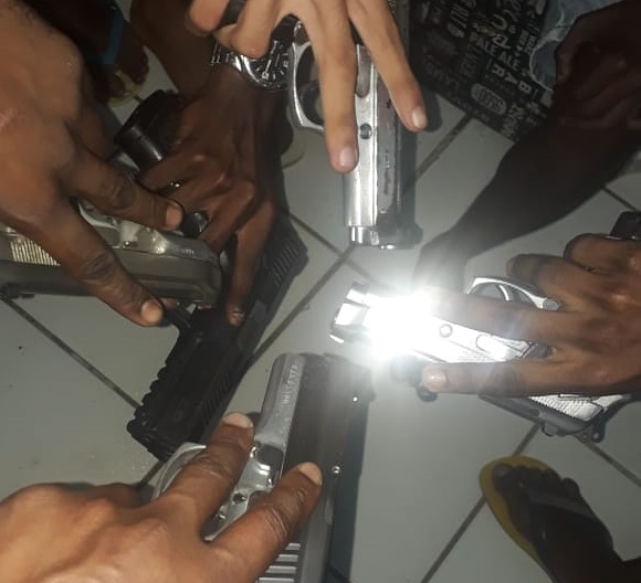 Traficantes que exibiam armas nas redes sociais são localizados  no Engenho Velho