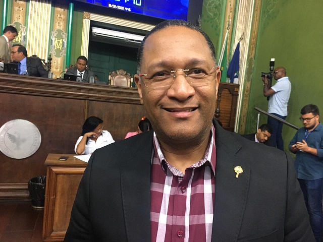 Joceval Rodrigues parabeniza a OAB-BA pela adoção da paridade de gênero e cotas raciais