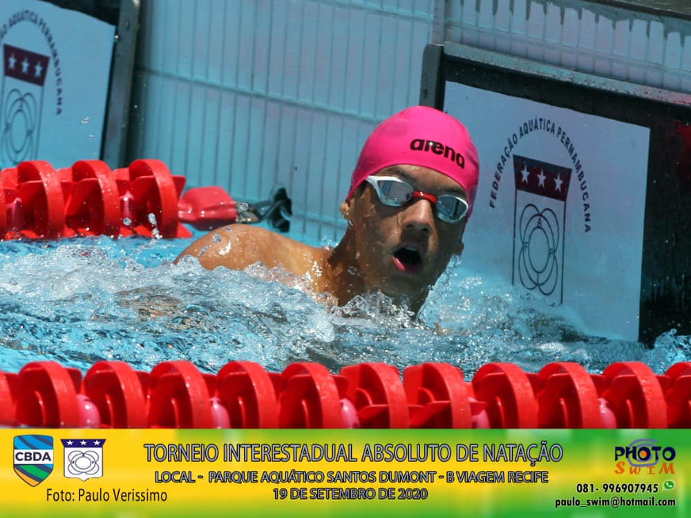 Atleta baiano de natação é destaque em competição realizada em Recife (PE) e sonha com Tóquio 2021