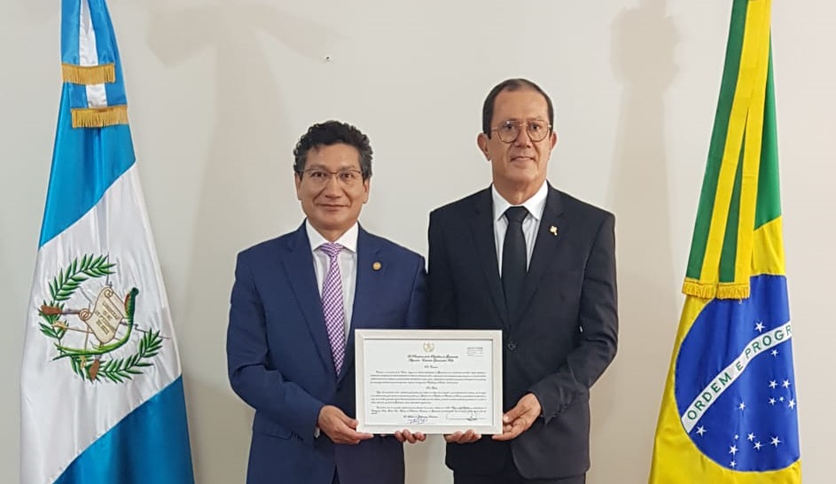 Empresário do turismo é empossado Cônsul Honorário da Guatemala na Bahia