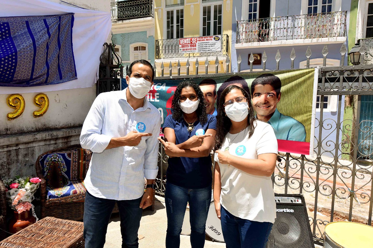 Bruno Reis propõe ações para atividade dos ambulantes em evento de candidata a vereadora