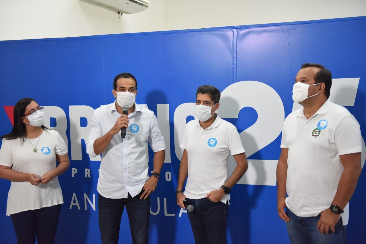 “Continuaremos investindo quase 80% nas áreas mais carentes de Salvador”, diz Bruno Reis em inauguração do comitê de campanha