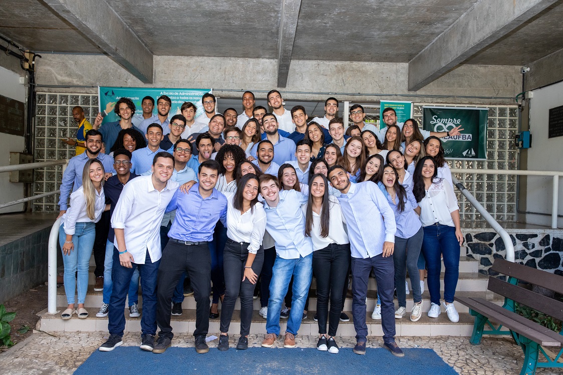 Empresa Jr. ADM UFBA vence edital de cases do Talk Ambev