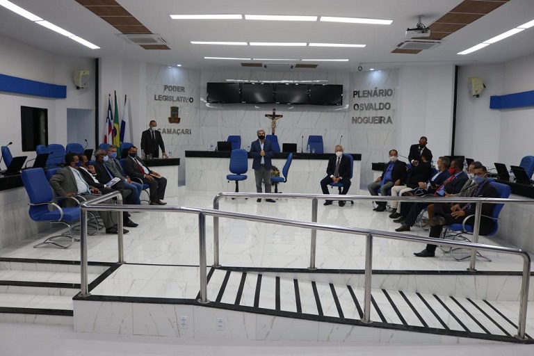 Camaçari: Vereadores discutem com técnicos do Executivo ações para atrair novas empresas