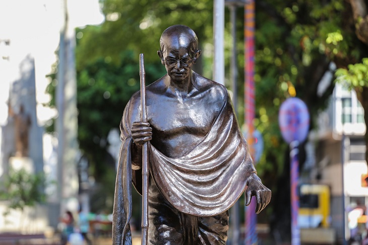 Salvador ganha da Índia estátua de Gandhi nesta quinta (08)