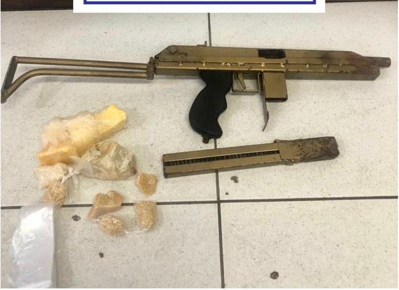 Polícia Militar apreende terceira submetralhadora em intervalo de 12h