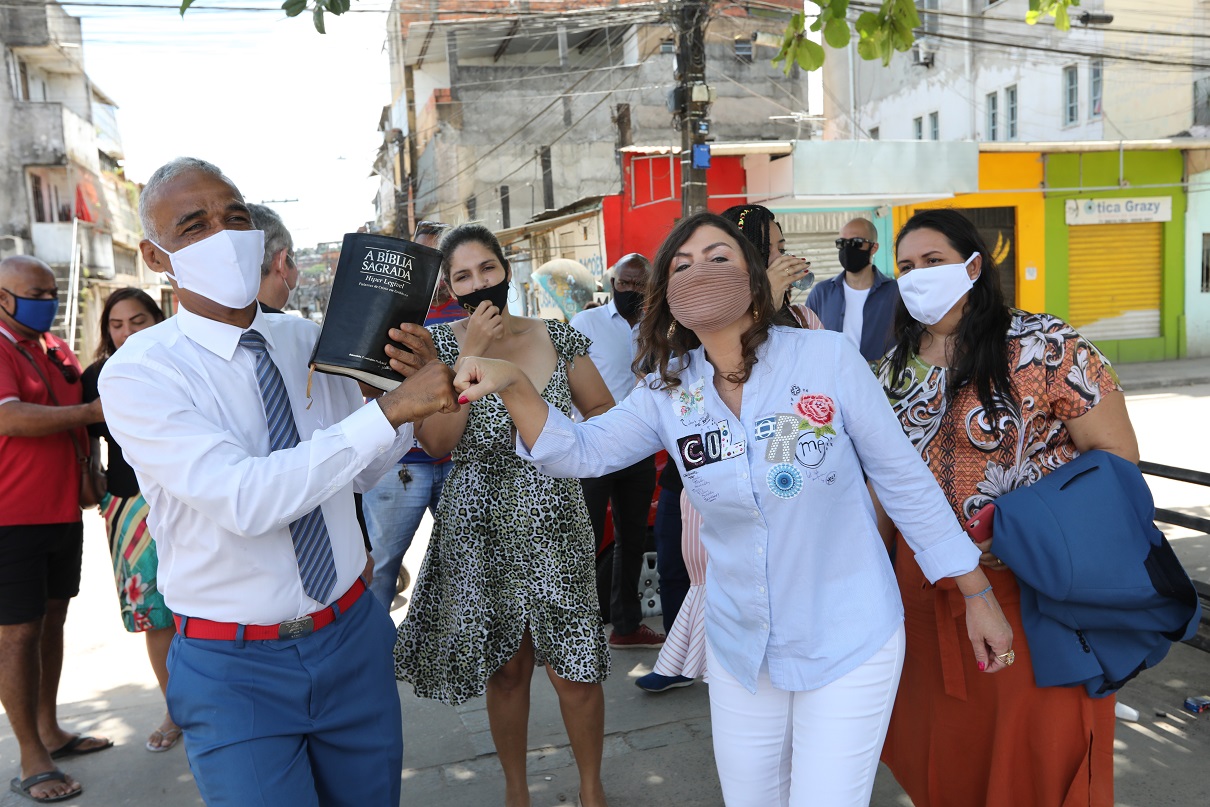 Isidório e Eleusa garantem melhora do transporte público de Salvador