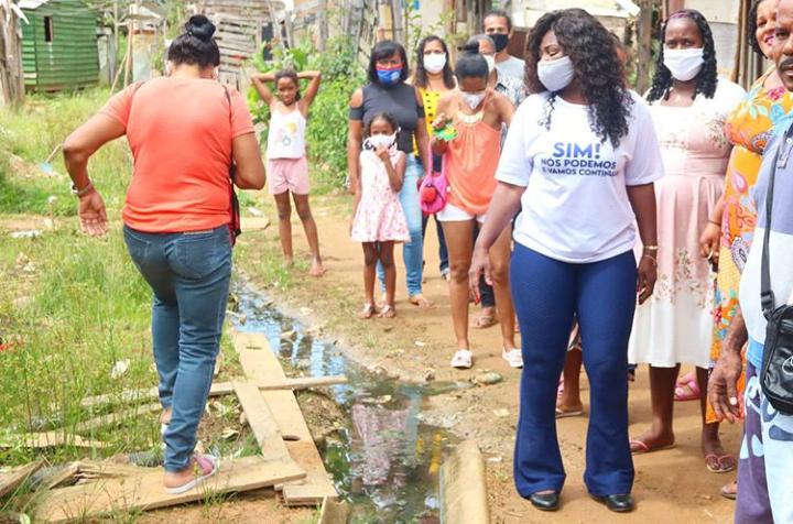 Contemplados com moradias dignas, moradores de Paz e Vida se emocionam e agradecem Ireuda Silva