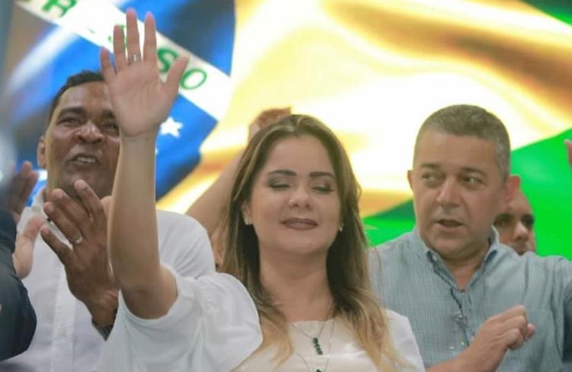 Lorena Brandão pede ao Governo Federal que Hino Nacional seja tocado nas escolas de Ensino Médio