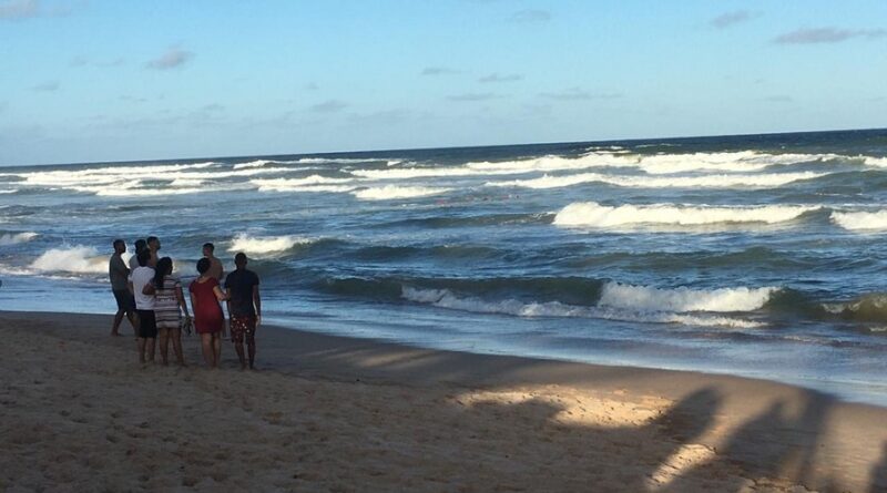 Salvador ultrapassa 100 ocorrências de afogamentos após reabertura das praias