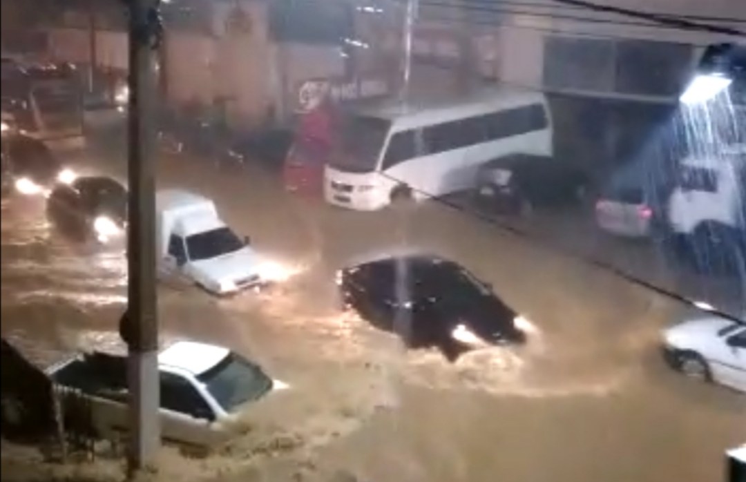 Irecê vai receber R$ 841,2 mil para recuperar canal de drenagem danificado por chuvas intensas