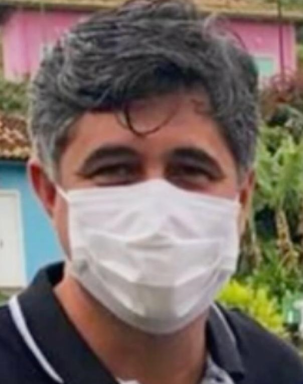 Vice-prefeito eleito de Santo Antônio de Jesus, Luís Careca, continua processo de recuperação em casa
