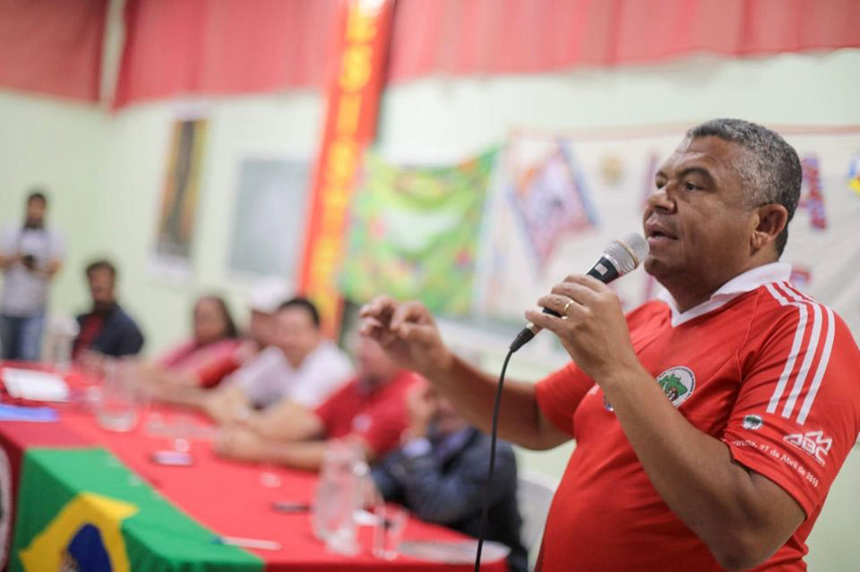 Valmir reforça atuação de movimentos do campo que cobram retomada da reforma agrária e são contra despejos