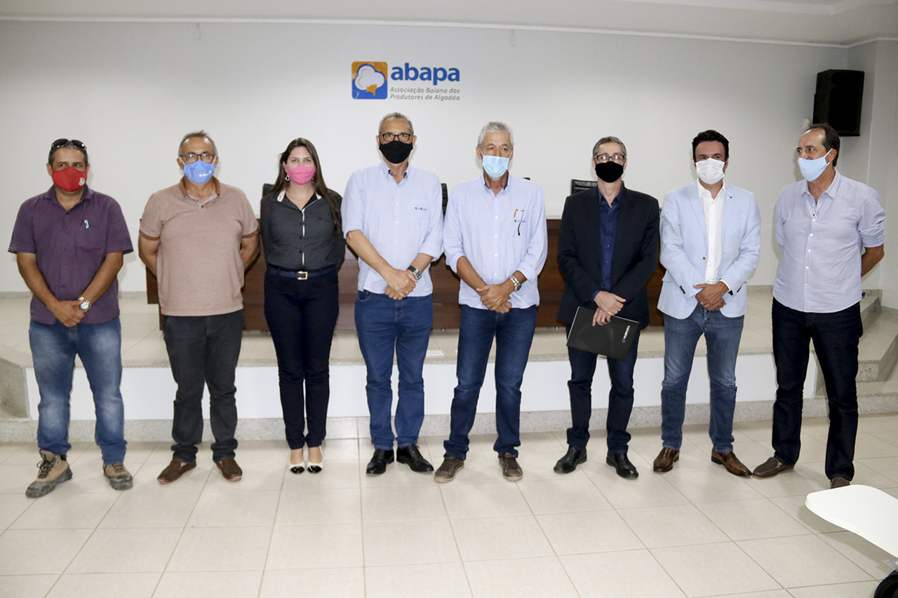 Aiba discute, em reunião sobre o Funrural, as notificações da Receita Federal