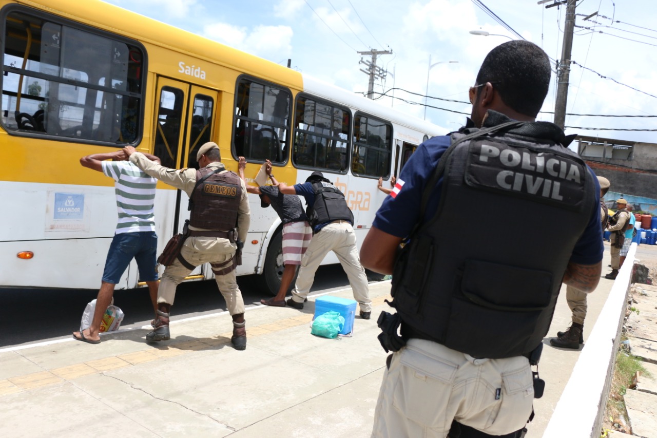 Roubos a ônibus têm o menor número dos últimos 6 anos