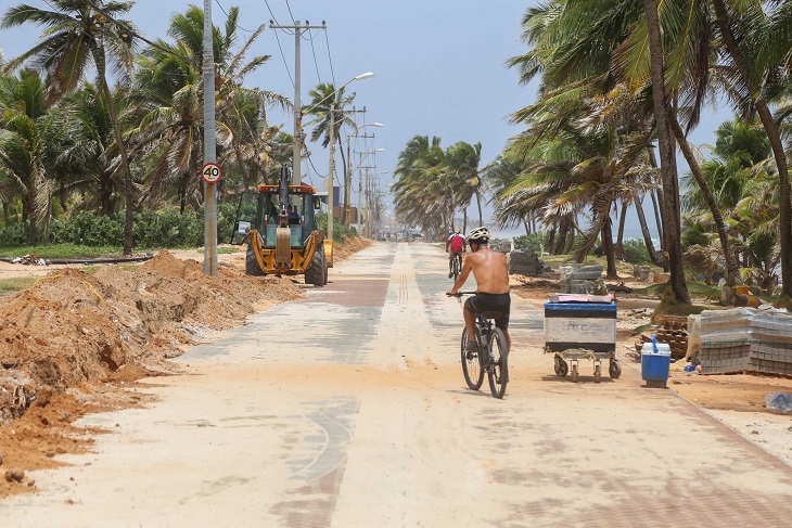 Obra de requalificação do trecho de orla Stella Maris a Ipitanga é retomada