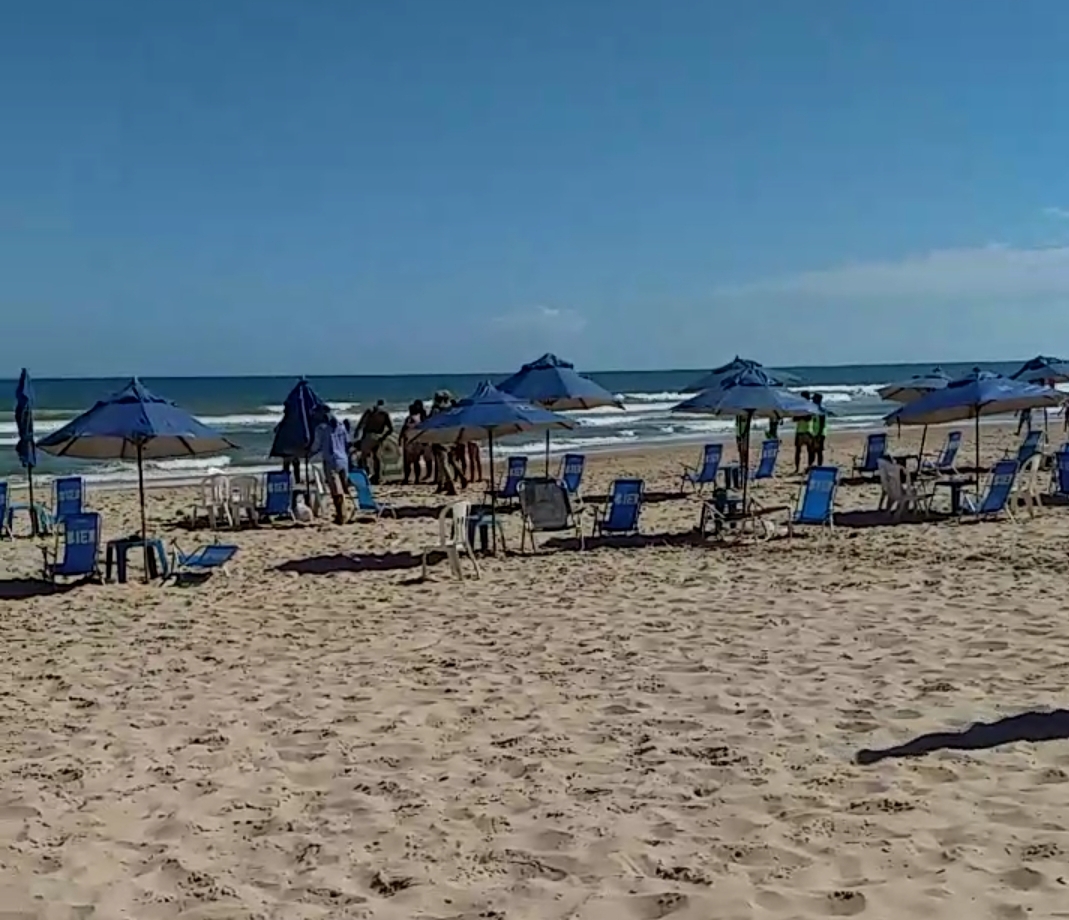 Quatro mortos e dois feridos em tiroteio na praia de Jaguaribe