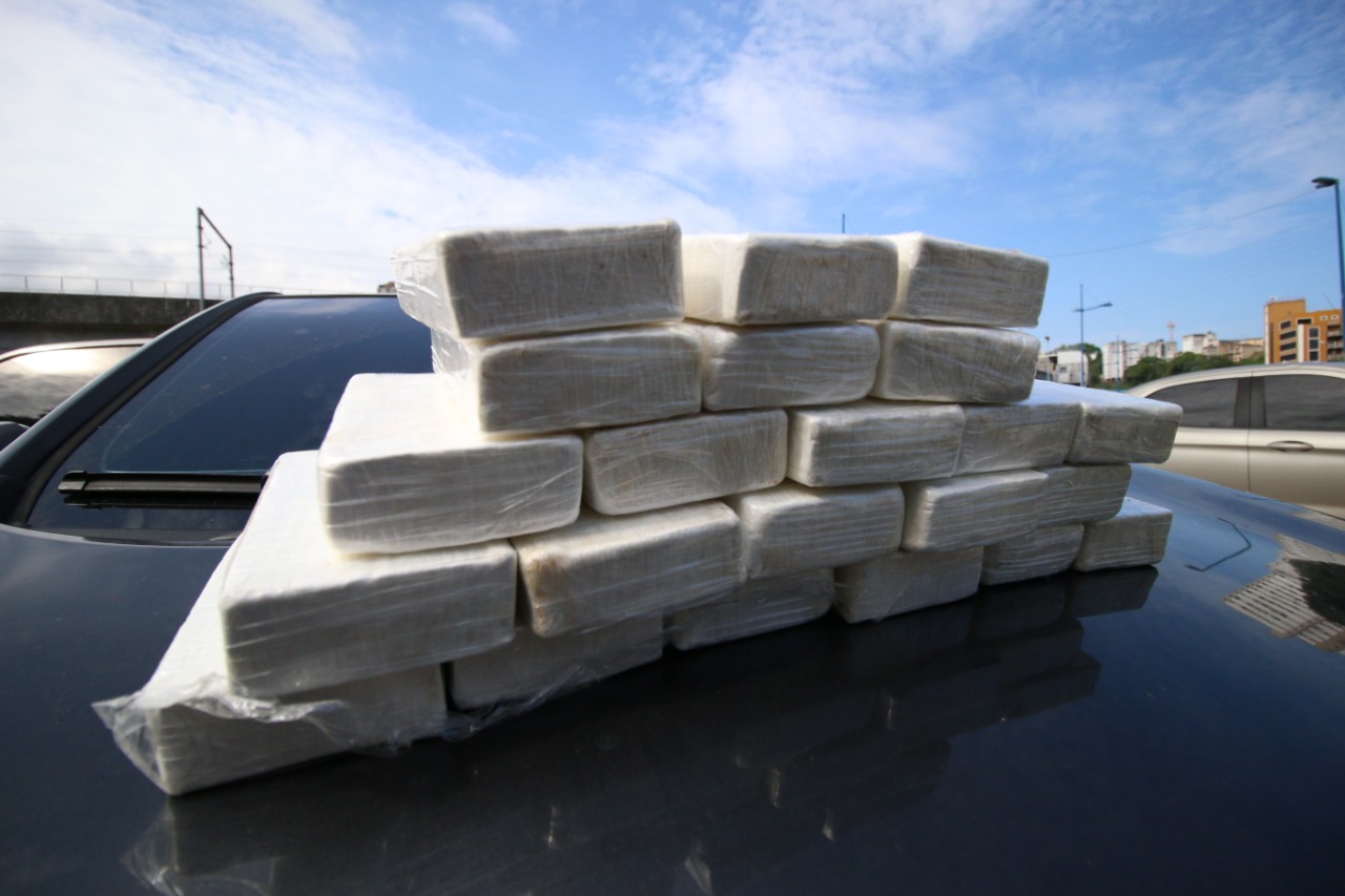 Cresce em 1.000% apreensões de cocaína na Bahia