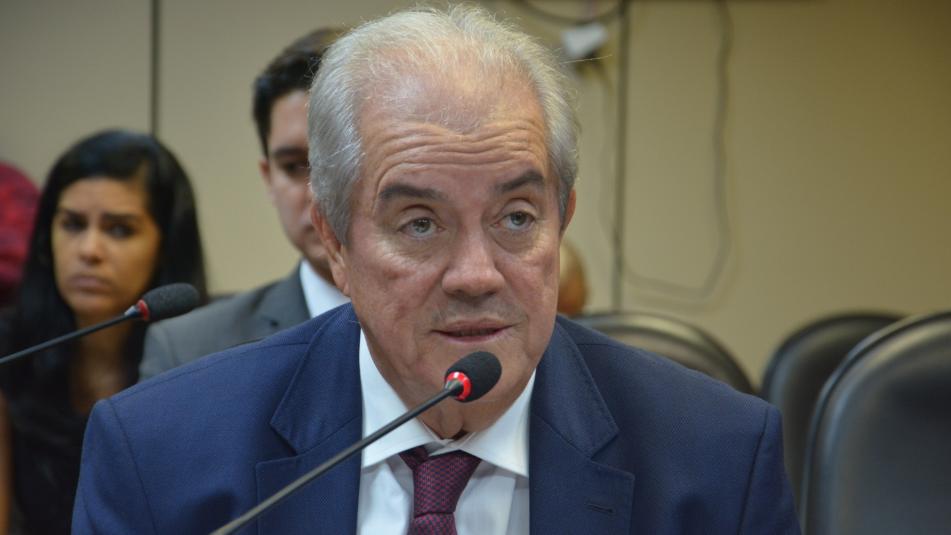 Profissionais de educação poderão ter prioridade no Plano de Imunização