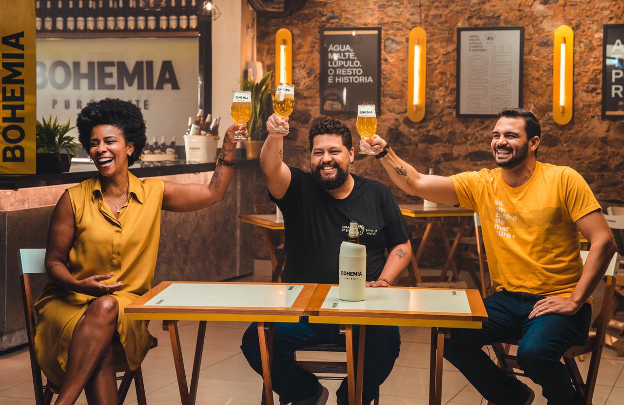 Bohemia convida influenciadores e presta uma homenagem a Salvador