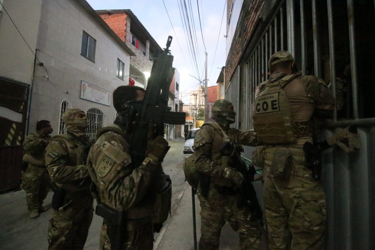 Crime Organizado: Operação da Polícia Civil localiza vinte traficantes