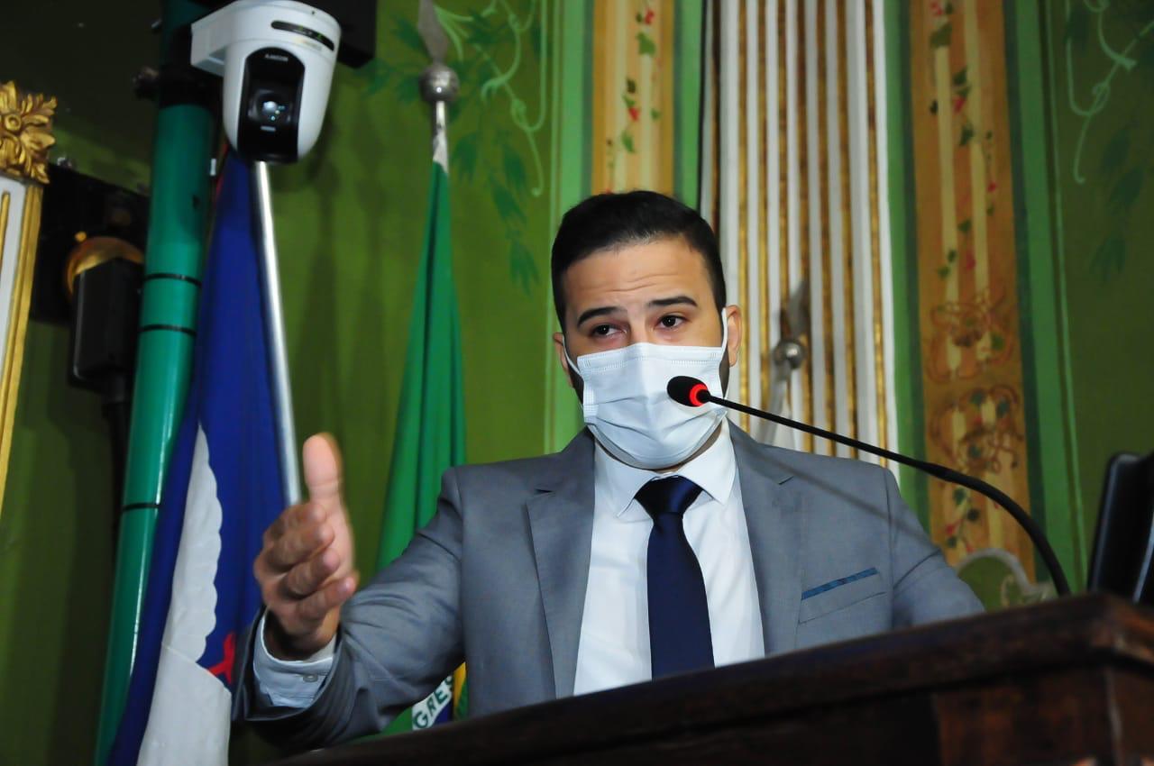Átila do Congo protocola projeto para isenção em 50% do IPVA para motoristas por aplicativo na Bahia