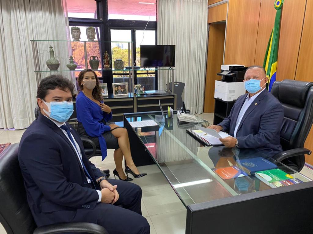 Defensores Públicos do Estado pedem apoio à Alba para manutenção dos seus direitos