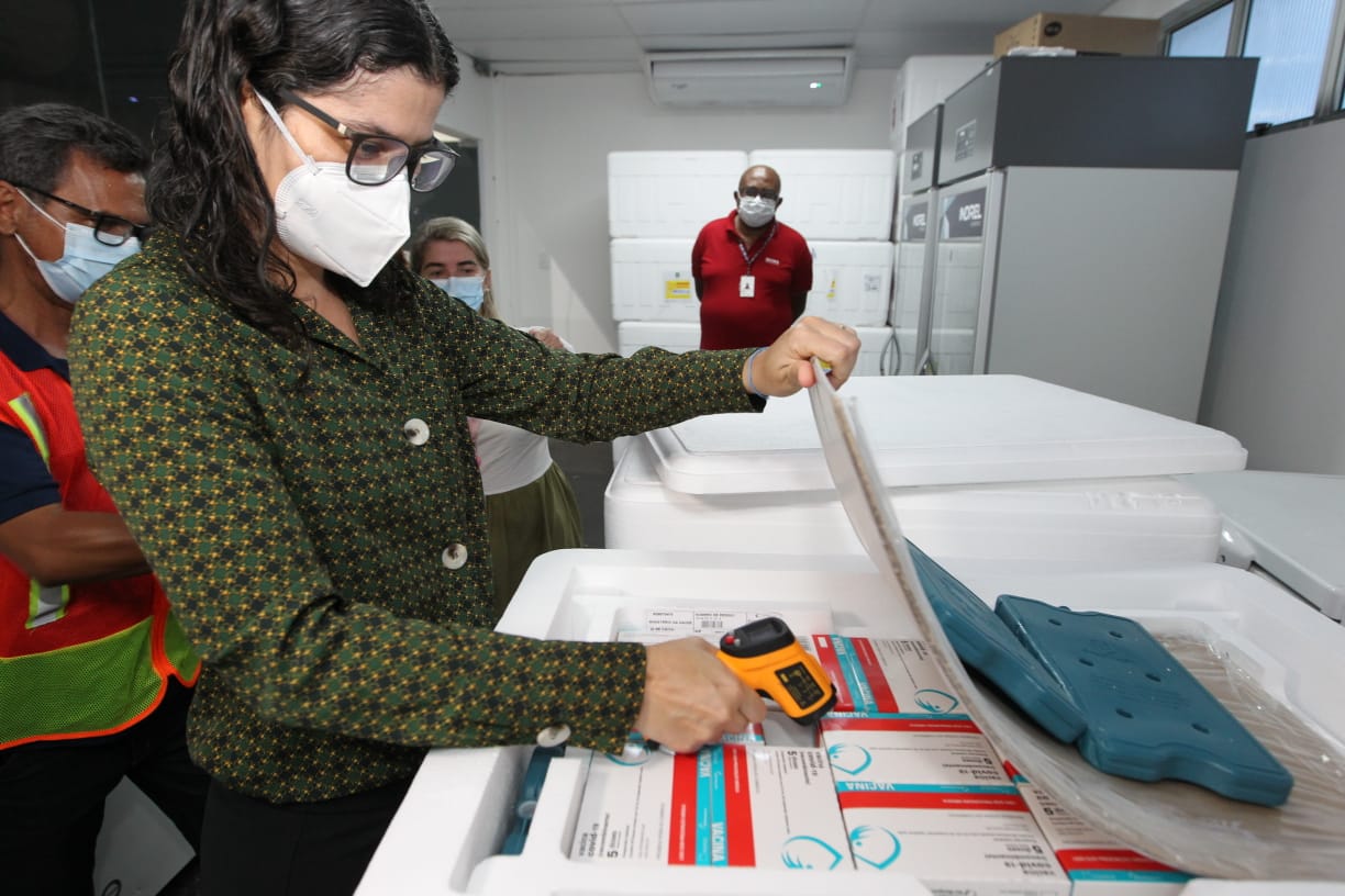 Bahia recebe mais 222.500 doses de vacinas contra Covid-19