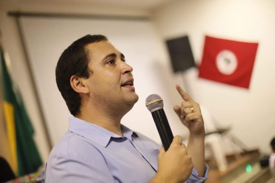 “A verdade venceu; Moro atuou contra Lula como agente partidário”, diz presidente do PT