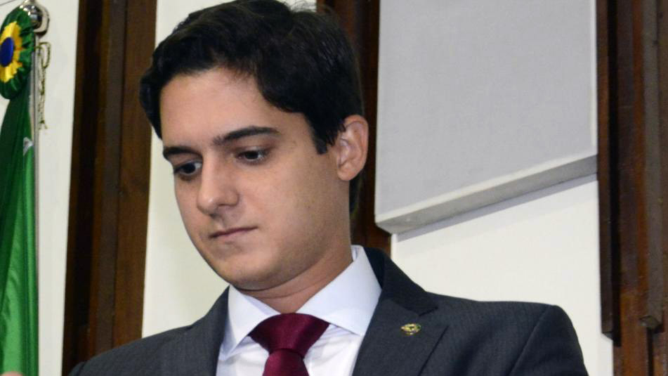 Deputado Marcelinho Veiga quer recuperação de trecho da BR-330 da entrada de Ubatã