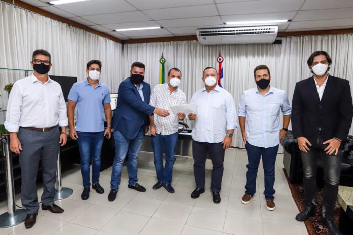 Deputado Júnior Muniz apresenta medidas para recuperação econômica do setor de eventos