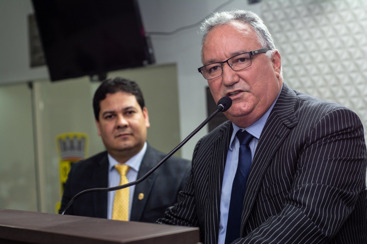 Carletto sugere auxílio das Forças Armadas nas ações de vacinação da população brasileira contra a Covid-19