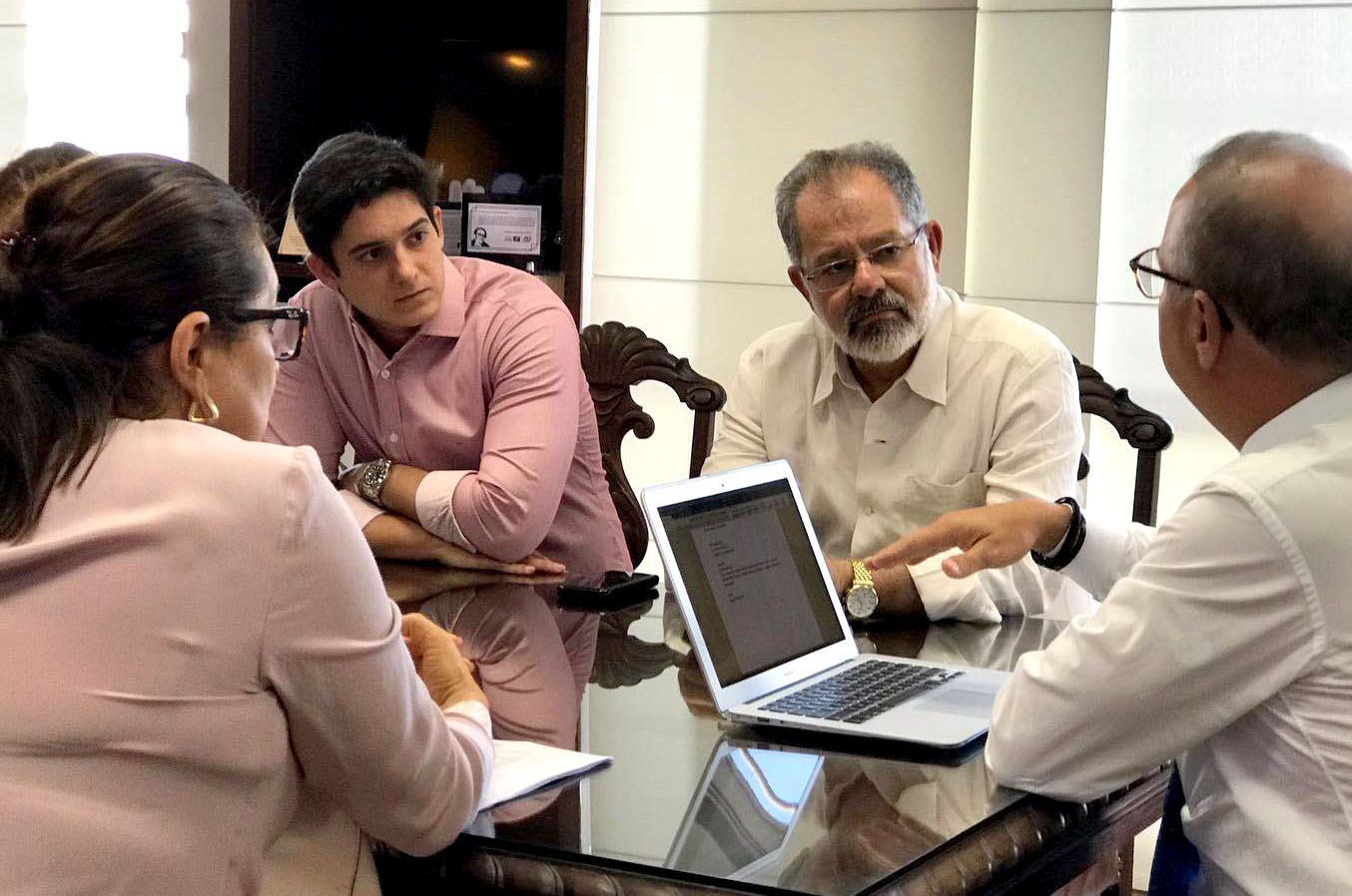 “Nilo na liderança da bancada fortalece a Bahia no Congresso por mais ações”, diz Marcelinho