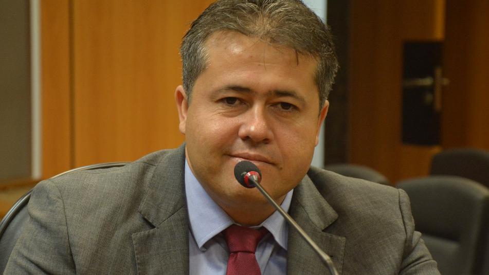 Alex da Piatã quer proibir empréstimo consignado firmado por telefone para aposentados e pensionistas