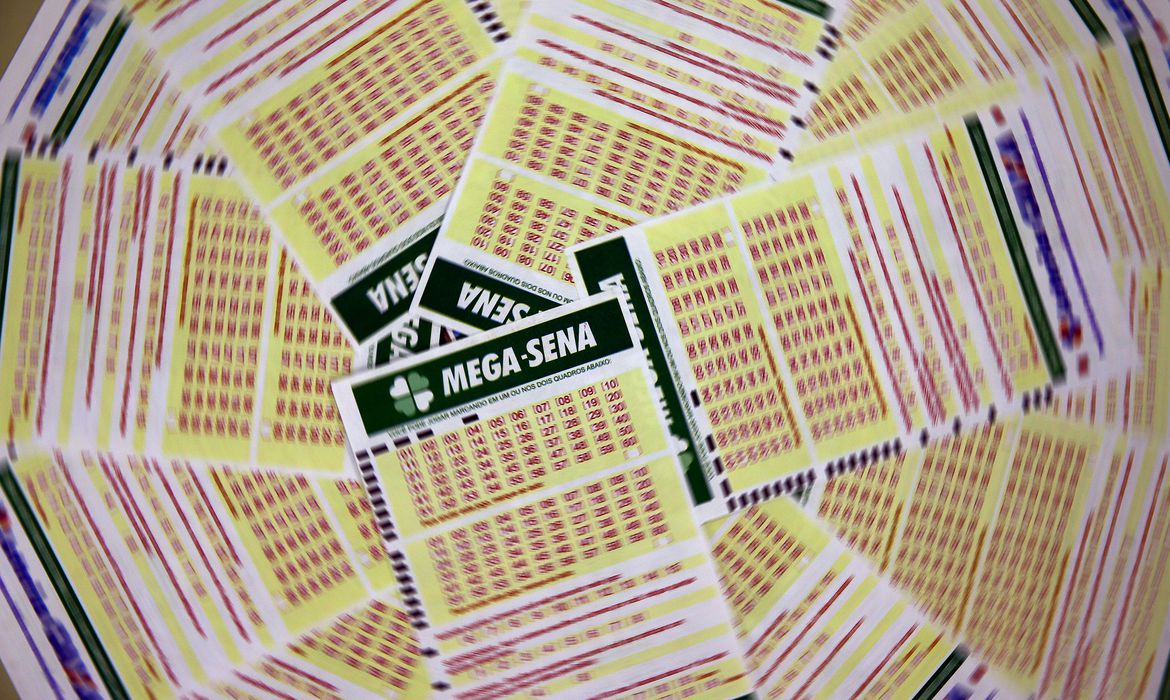 Mega-Sena acumula e próximo concurso deve pagar R$ 50 milhões