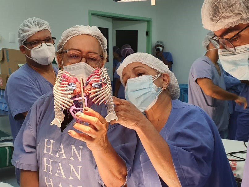 Pela primeira vez, equipe 100% baiana realiza cirurgia para separação de gêmeos siameses