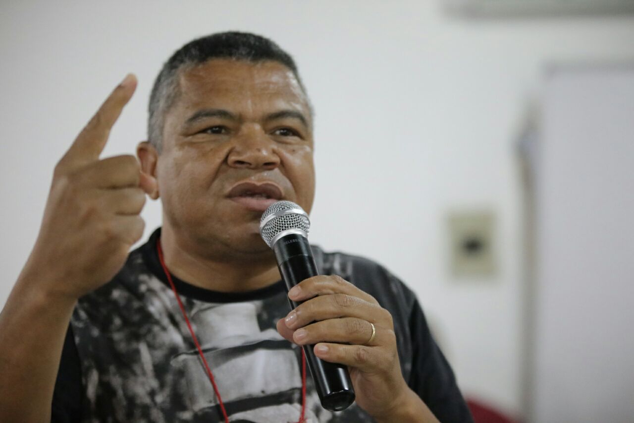 “Bala sempre encontra o corpo negro”, diz Valmir sobre mortes de mulheres no Curuzu durante ação policial