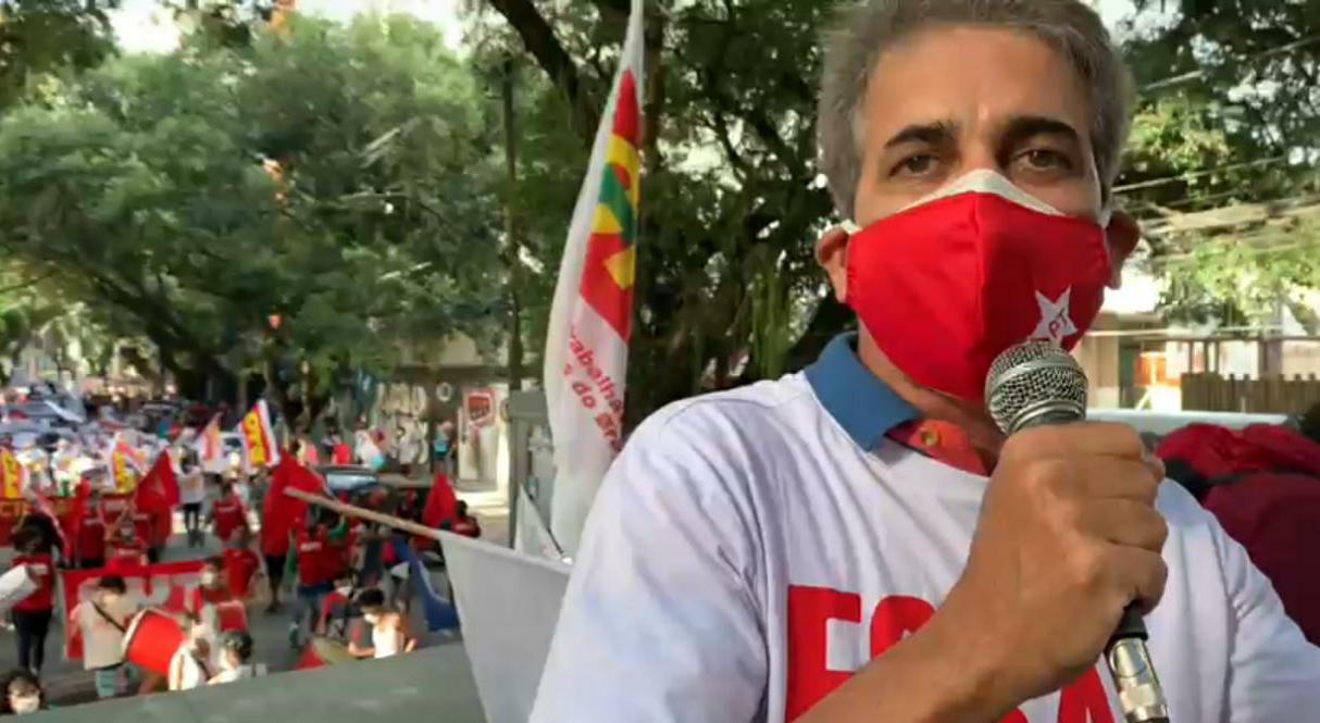 “Com Bolsonaro o Brasil ficou mais pobre e sem saúde”, afirma Robinson em manifestação
