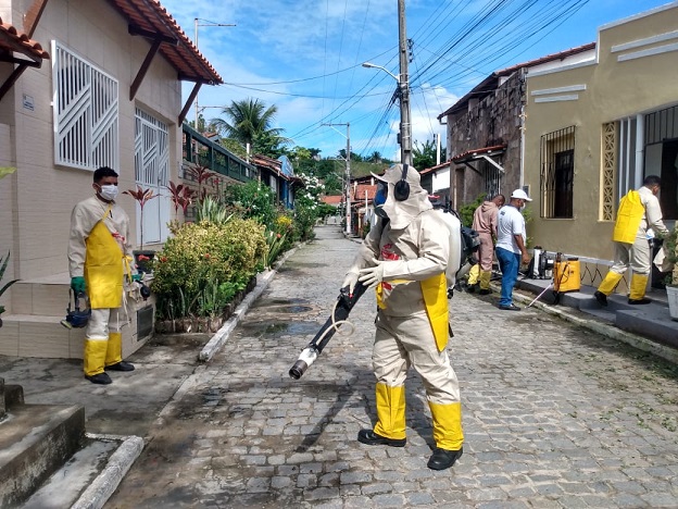 Dia Mundial de Zoonoses é celebrado com 1,7 milhão de inspeções contra Aedes