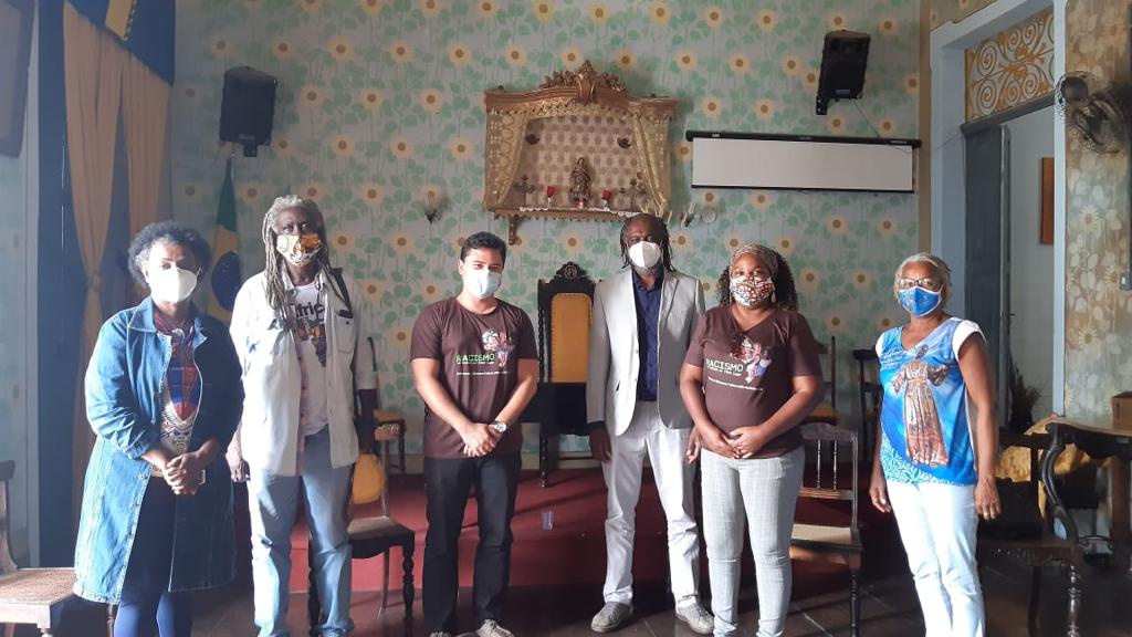 Defensores apresentam campanha nacional contra o racismo a entidades negras baianas