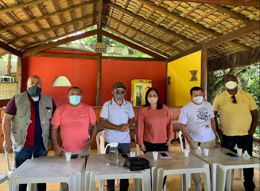 Em Itacaré, Kátia Oliveira discute turismo, agricultura e conhece projeto de centro de recuperação