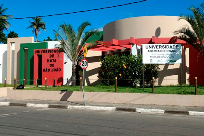 UAB faz consulta virtual para diagnosticar demandas de cursos da população