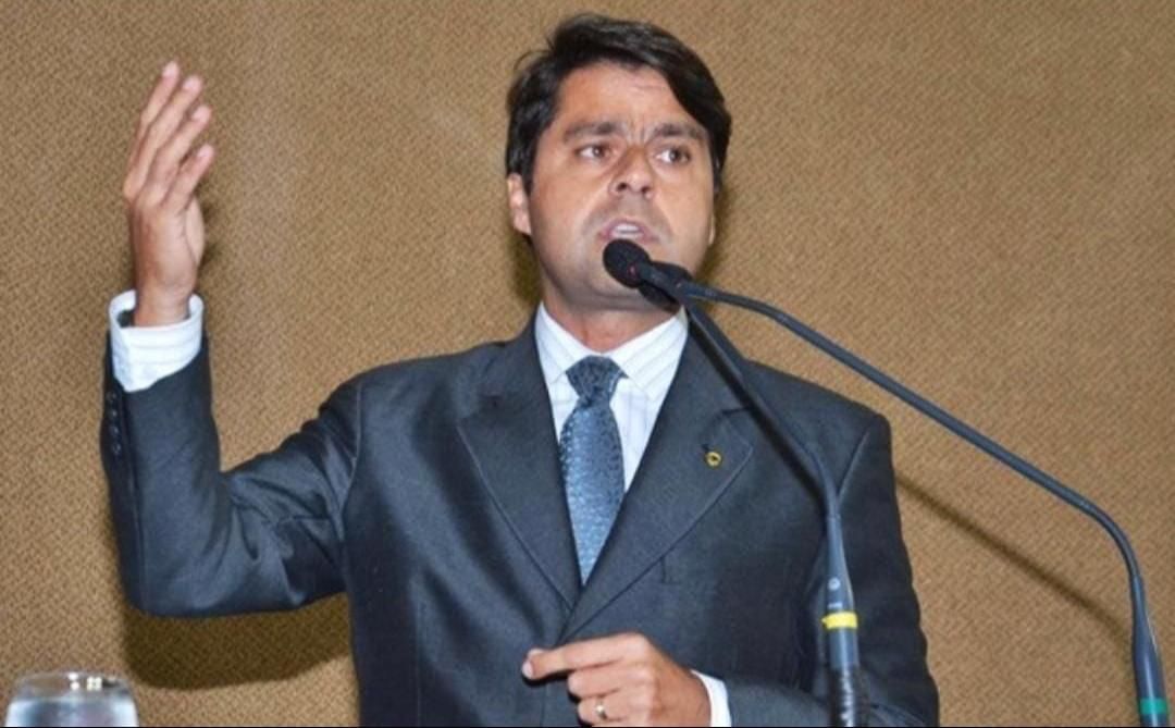 Paulo Câmara diz que Rui Costa demonstrou descontrole emocional: “Não venha nos intimidar”